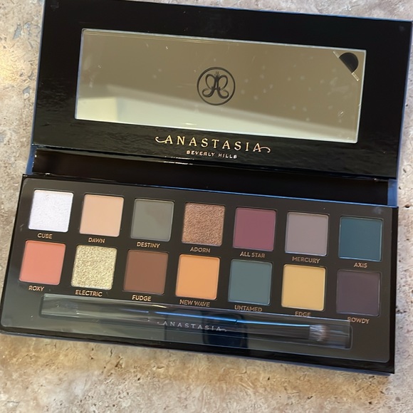Anastasia Beverly Hills Eyeshadow in Sunculture